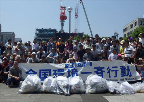 全国環境一斉行動の皆さんと 熊本市議会議員　上田芳裕